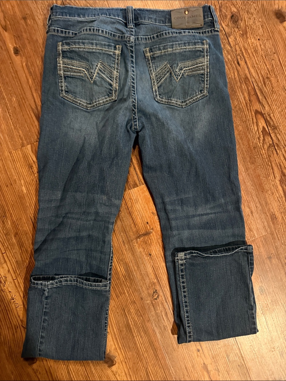 Men's Straight Fit Jeans in Medium Blue Denim